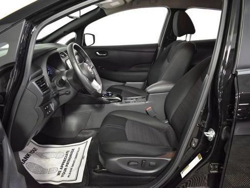 Certified 2024 Nissan Leaf SV Plus FWD image 11
