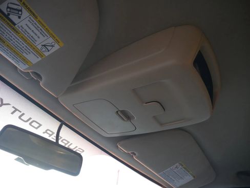 Used 2006 Ford F250 Lariat image 22