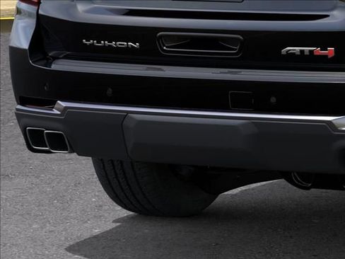 New 2026 GMC Yukon AT4 Ultimate w/ LPO, Floor Liner Package AWD/4WD image 14
