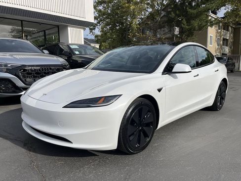 Used 2024 Tesla Model 3 Long Range AWD/4WD image 15