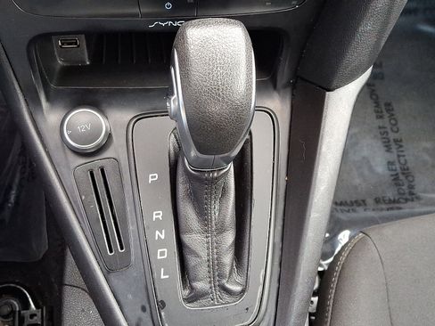 Used 2017 Ford Focus SE image 14