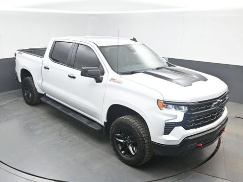 Used 2024 Chevrolet Silverado 1500 LT Trail Boss w/ Protection Package AWD/4WD image 30