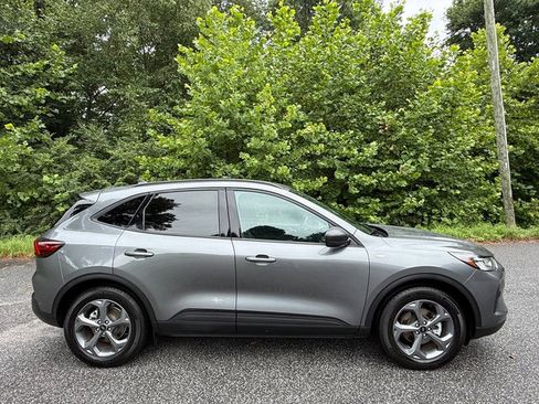 Used 2025 Ford Escape ST-Line FWD image 5