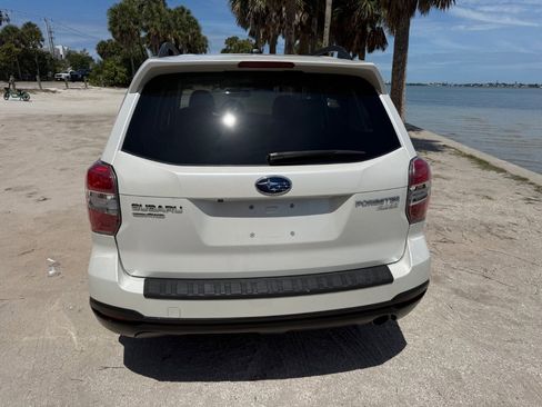 Used 2014 Subaru Forester 2.5i Touring AWD/4WD image 4