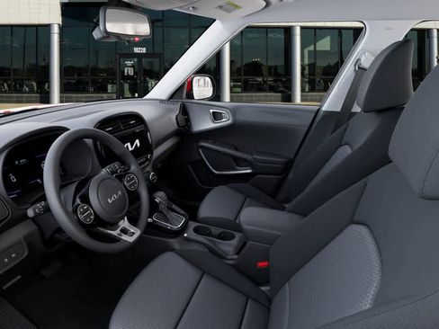 New 2025 Kia Soul S image 17