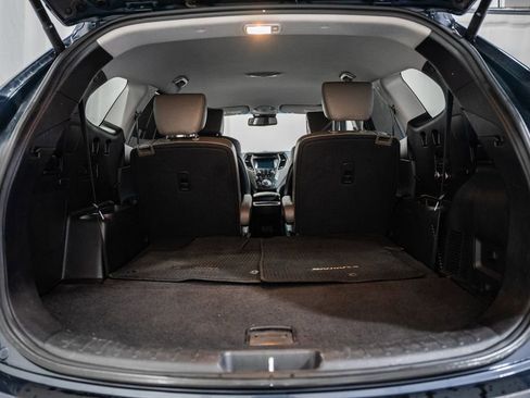 Used 2017 Hyundai Santa Fe Limited image 7