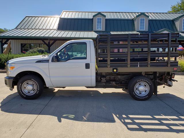 Used 2015 Ford F250 XL RWD image 2
