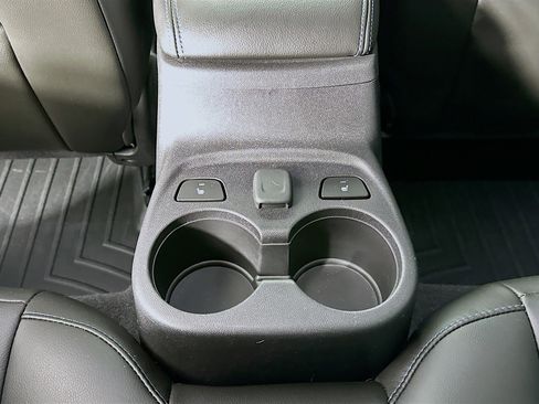 Used 2017 Chevrolet Volt Premier w/ Driver Confidence II Package image 28