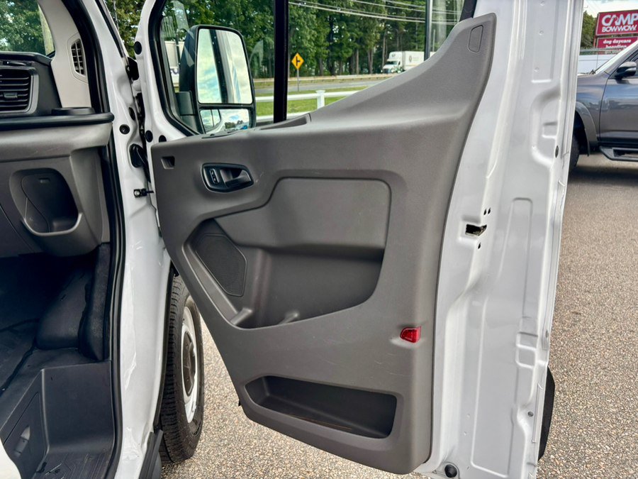 Used 2023 Ford Transit 250 Low Roof w/ Load Area Protection Package RWD image 11