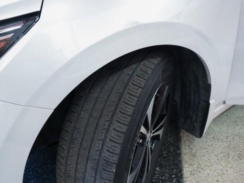 Used 2021 Nissan Sentra SV w/ Trunk Package image 9