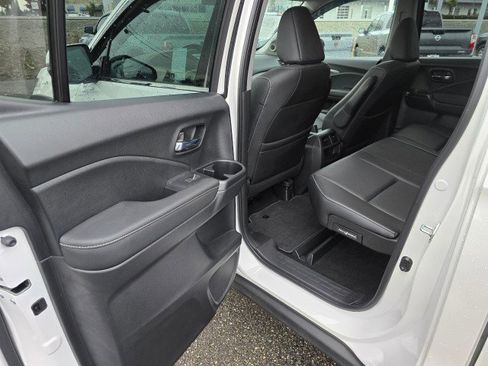 Used 2023 Honda Ridgeline RTL-E image 19