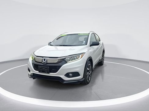 Used 2019 Honda HR-V Sport image 3