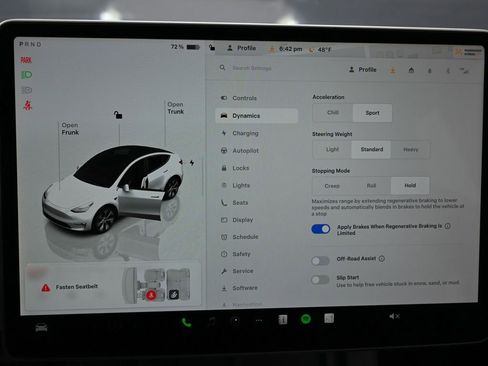 Used 2022 Tesla Model Y Long Range image 25