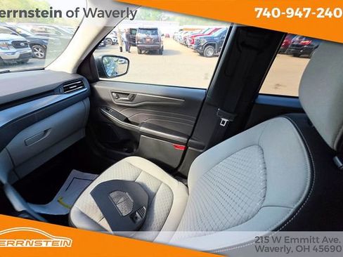 Used 2023 Ford Escape Active AWD/4WD image 11
