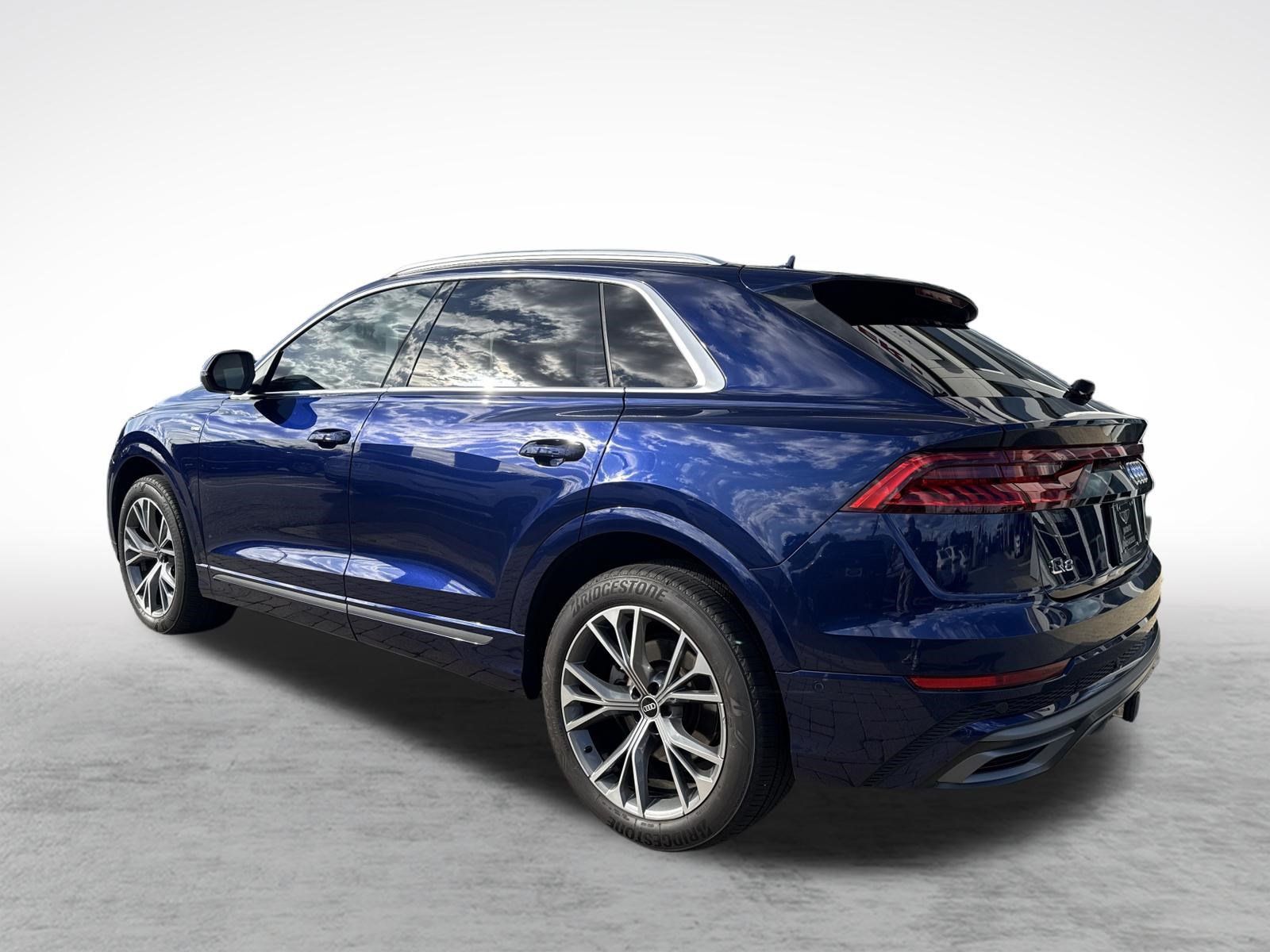 Used 2021 Audi Q8 Premium Plus AWD/4WD image 3