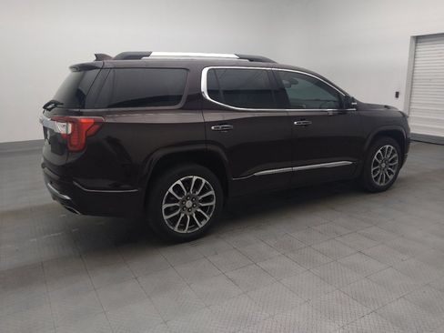 Used 2021 GMC Acadia Denali w/ Denali Technology Package FWD image 10