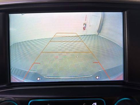 Used 2018 Chevrolet Silverado 1500 LT image 26