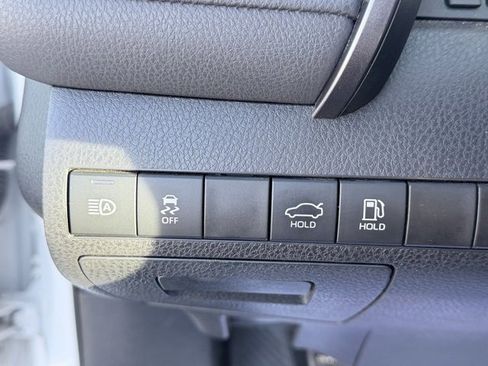 Used 2023 Toyota Camry SE image 20
