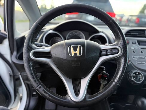 Used 2010 Honda Fit Sport image 23