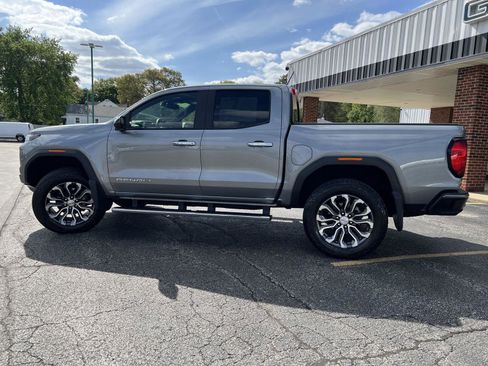 Used 2023 GMC Canyon Denali AWD/4WD image 10