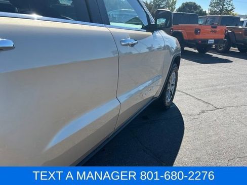 Used 2015 Jeep Grand Cherokee Limited w/ Trailer Tow Group IV AWD/4WD image 8