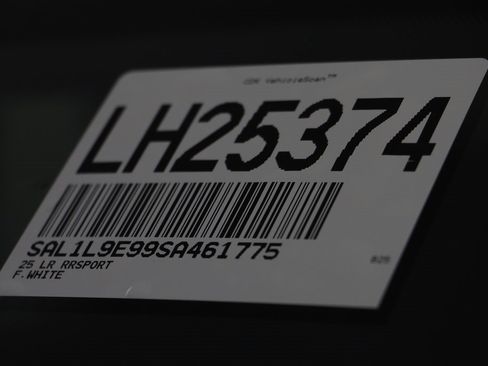 New 2025 Land Rover Range Rover Sport Dynamic SE image 25