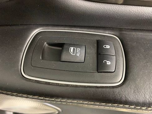 Used 2020 RAM 1500 Limited AWD/4WD image 30