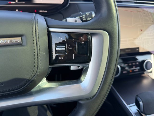 Used 2023 Land Rover Range Rover SE AWD/4WD image 24