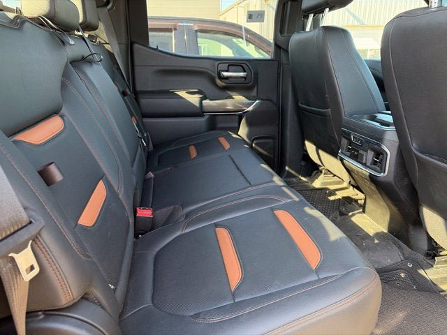 Used 2021 GMC Sierra 1500 AT4 w/ Technology Package AWD/4WD image 13
