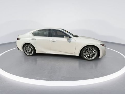 Used 2022 Lexus IS 300 w/ Premium Package RWD image 9