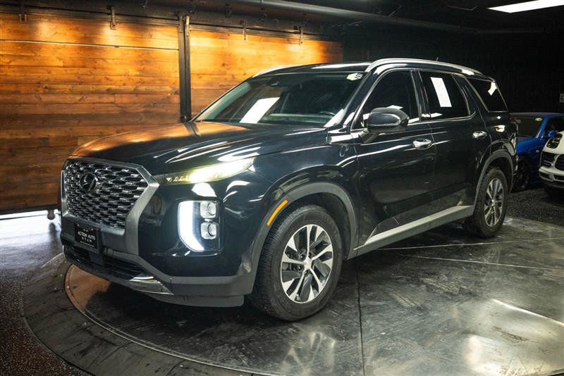 Used 2020 Hyundai Palisade SEL FWD image 2