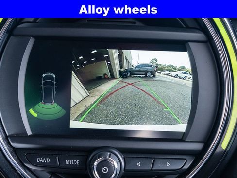 Used 2019 MINI Cooper 2-Door Hardtop image 19