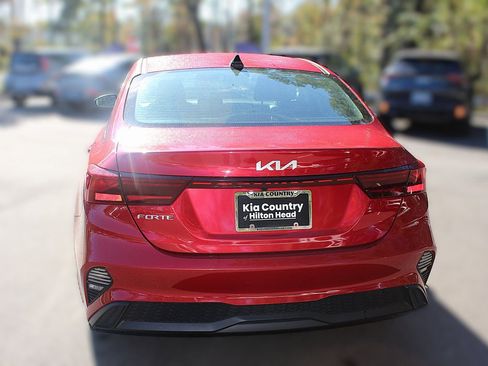 Certified 2023 Kia Forte LXS image 7
