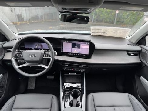 New 2026 Audi Q3 quattro 2.0T AWD/4WD image 13
