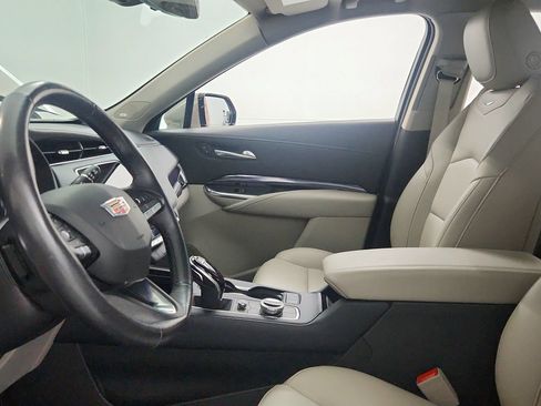 Certified 2023 Cadillac XT4 Luxury w/ Cold Weather Package AWD/4WD image 17