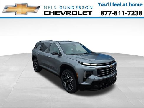 New 2026 Chevrolet Traverse High Country w/ LPO, Floor Liner Package AWD/4WD image 1