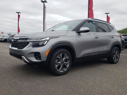 Certified 2024 Kia Seltos S AWD/4WD image 9
