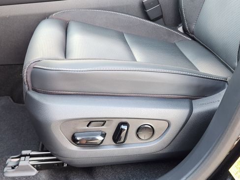 New 2026 Lexus RX 450h AWD image 18