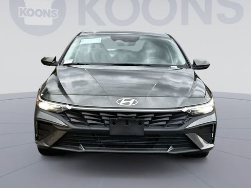 New 2026 Hyundai Elantra SE image 11