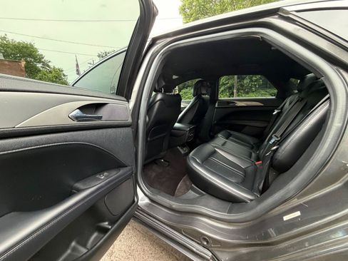 Used 2017 Lincoln MKZ Premiere FWD image 28
