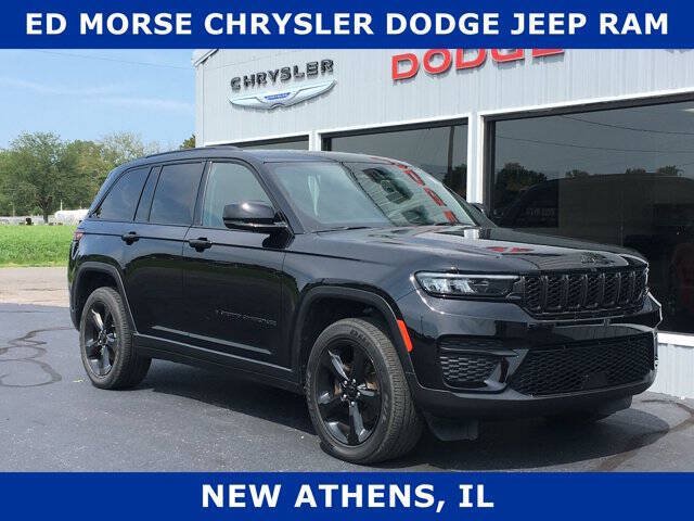 Used 2023 Jeep Grand Cherokee Altitude AWD/4WD image 1