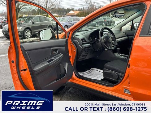 Used 2014 Subaru Crosstrek 2.0i Premium image 9