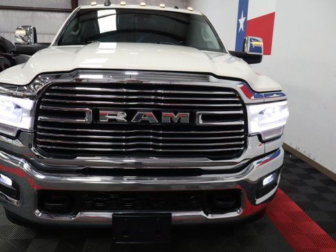 Used 2024 RAM 2500 Laramie w/ Protection Group AWD/4WD image 23