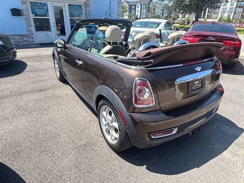 Used 2011 MINI Cooper S FWD image 4