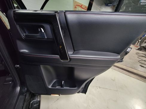 Used 2015 Toyota 4Runner TRD Pro image 13