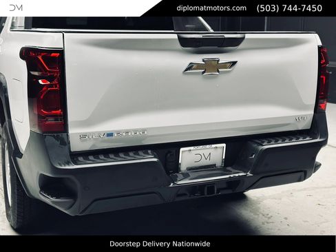 Used 2024 Chevrolet Silverado EV W/T AWD/4WD image 16