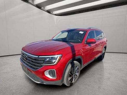 Used 2024 Volkswagen Atlas SEL image 1