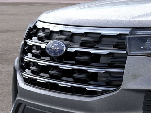 New 2026 Ford Explorer Active AWD/4WD image 17