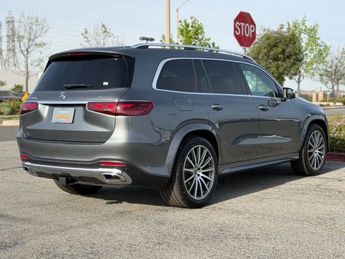 Used 2025 Mercedes-Benz GLS 450 4MATIC image 8