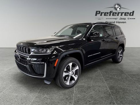 New 2026 Jeep Grand Cherokee L Limited AWD/4WD image 10